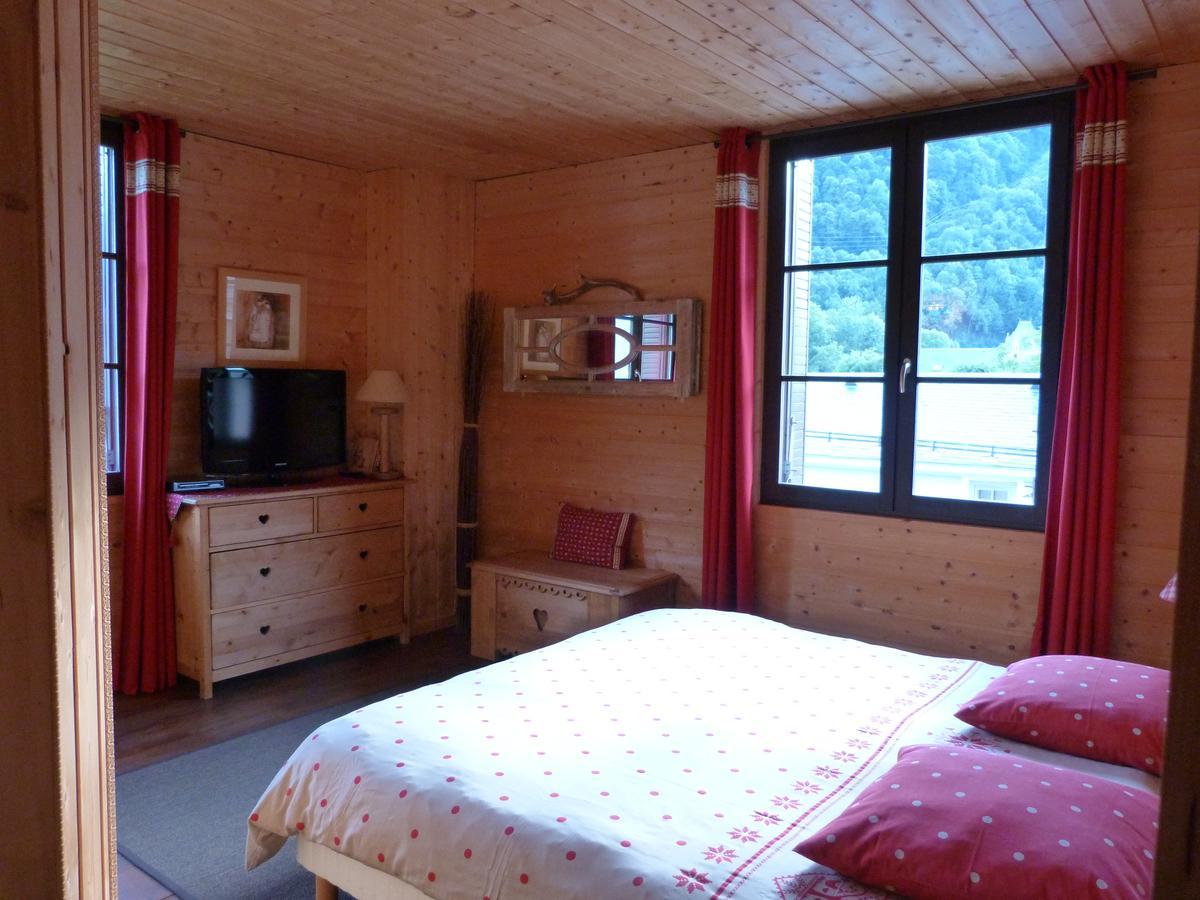 B & B Au Dela Du Temps Saint-Mamet Kültér fotó
