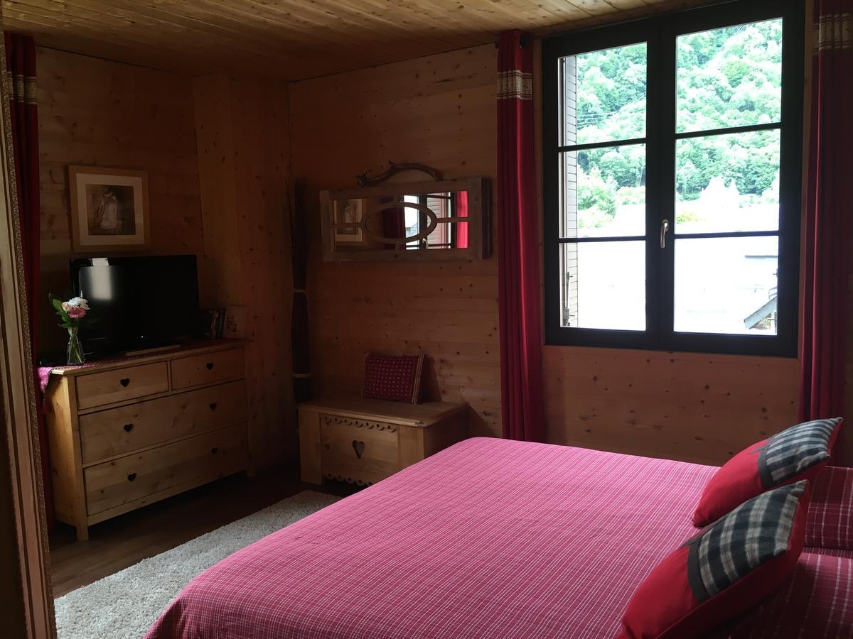 B & B Au Dela Du Temps Saint-Mamet Kültér fotó
